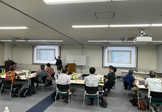 沖縄県経営者協会主催AIを活用した経営戦略セミナー